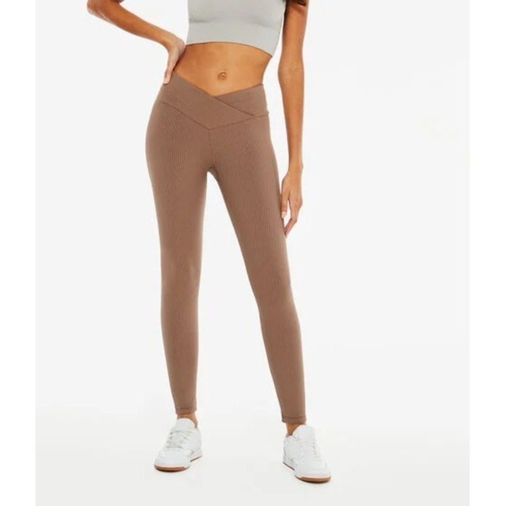 "NWT" Aeropostale Ribbed Ultra High-Rise Crossover Ankle Leggings- Large- Active